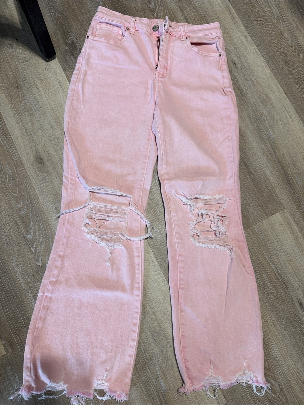 Zenana Outfitters Pink Distressed Wide-Leg Jeans size small